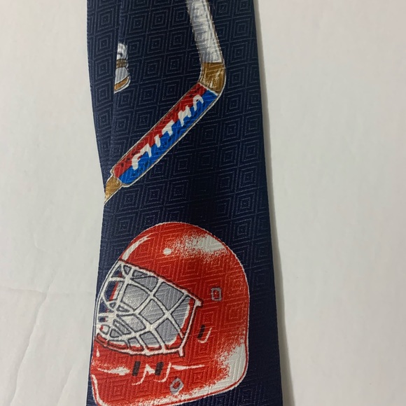 Vintage Suits Tie For Hockey Lovers Hockey Tie - Picture 4 of 5